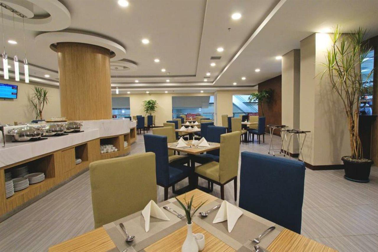 Anara Sky Kualanamu Hotel Medan Eksteriør bilde