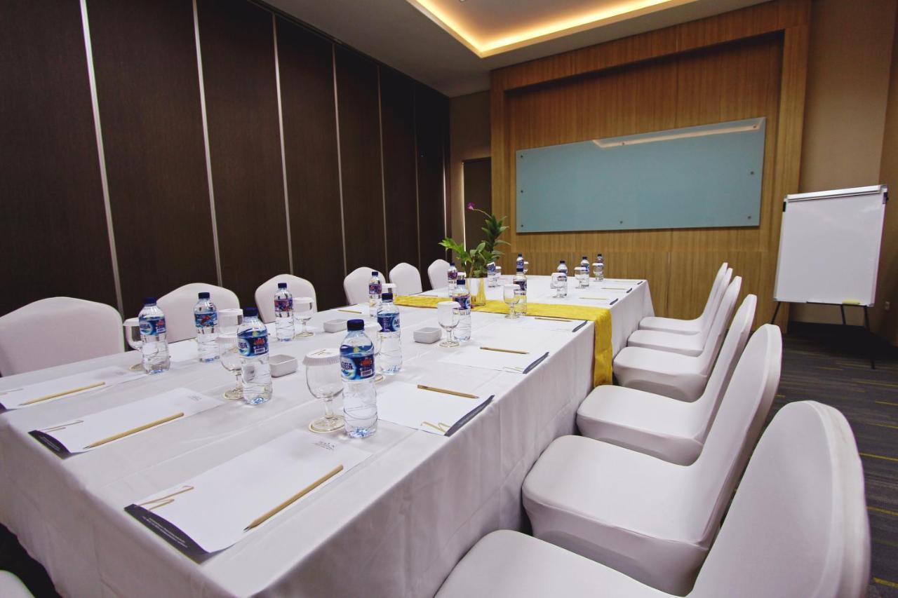 Anara Sky Kualanamu Hotel Medan Eksteriør bilde
